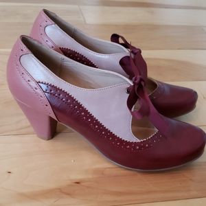 Chelsea Crew mary jane heels